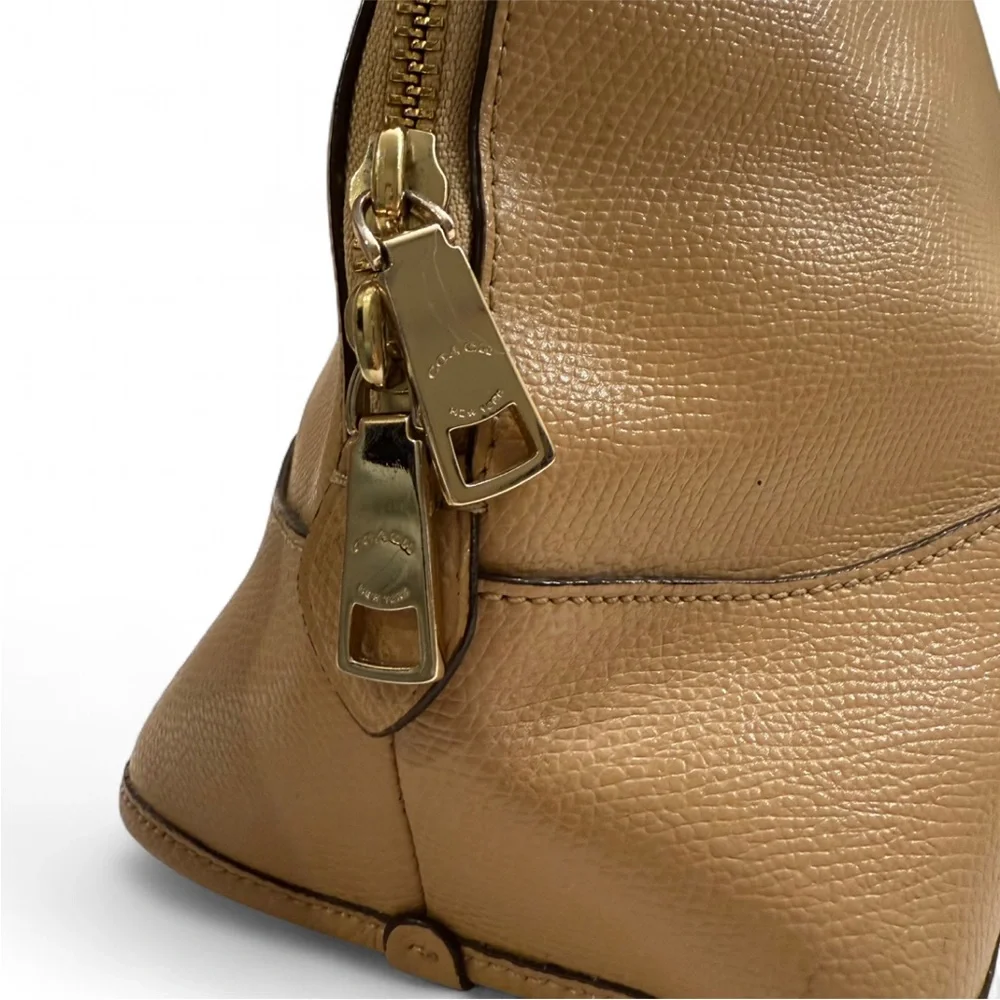 COACH Cora Domed Satchel | Style F33909 - Picture 4 of 11
